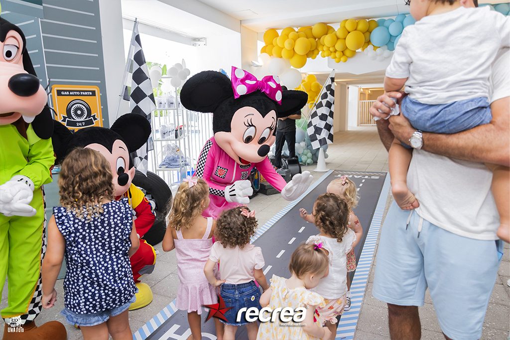 Kids Birthday Party - Goofy, Mickey & Minnie Racer Characters, Recrea Usa