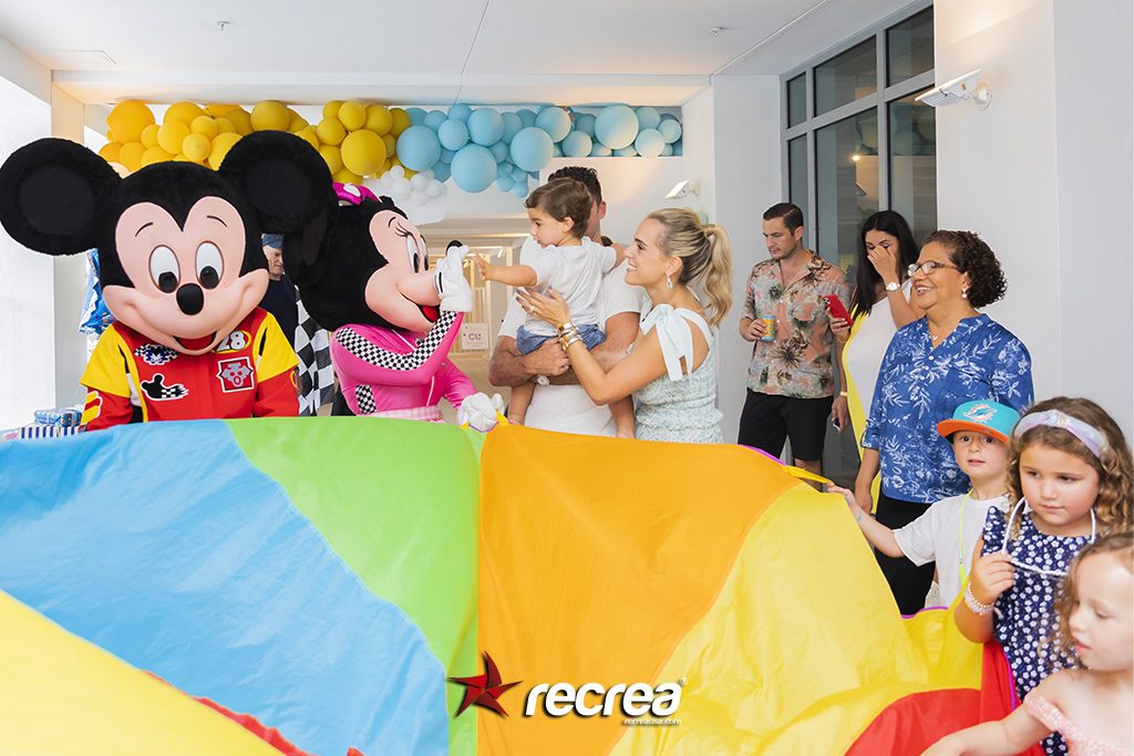 Kids Birthday Party - Mickey & Minnie Racer Characters, Recrea Usa