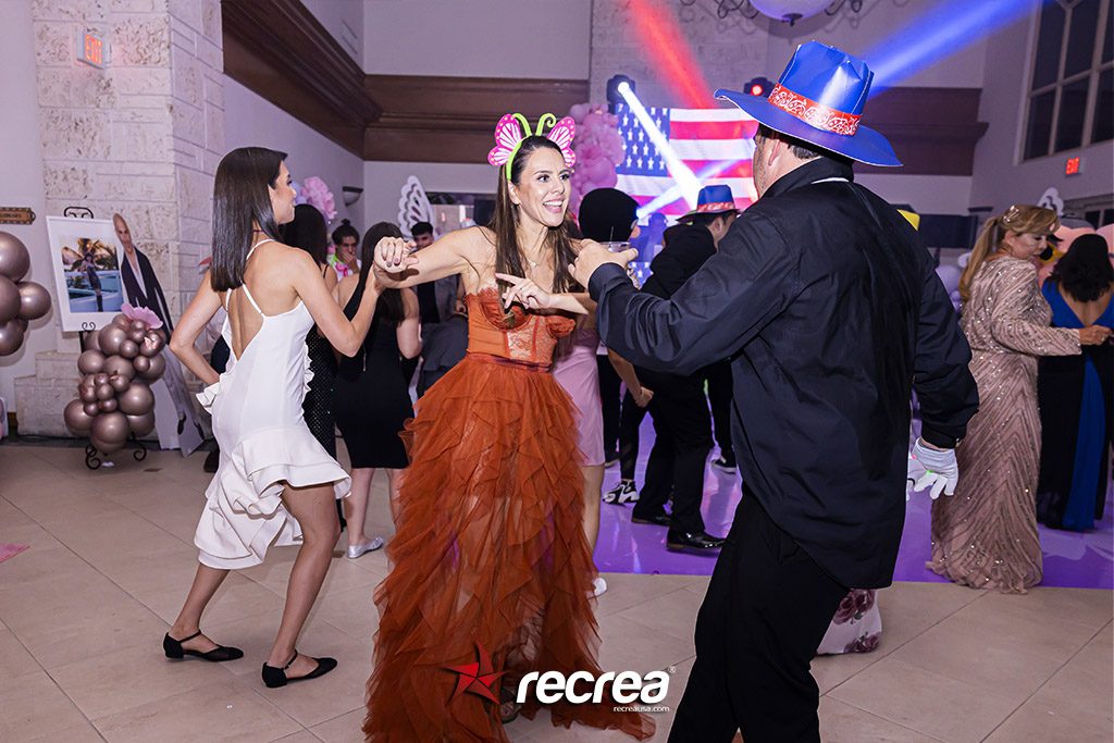 Sweet Sixteen, Recrea Usa