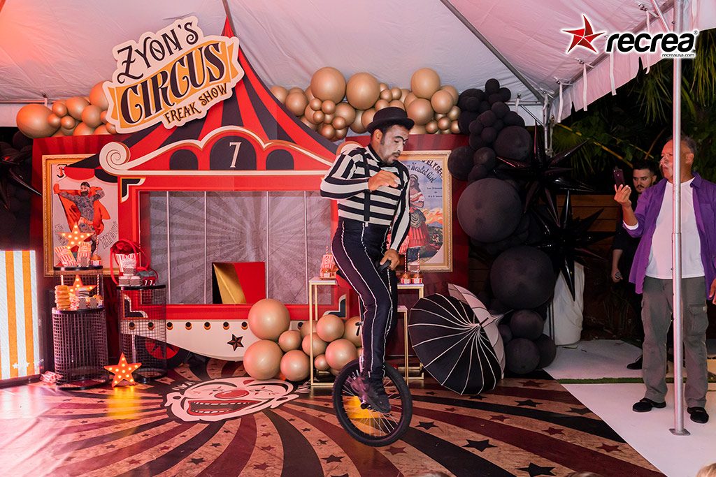 Kids Birthday Party - Circus Show, Recrea Usa